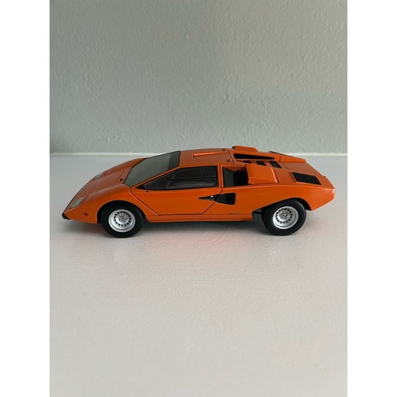 1/18 Kyosho Lamborghuini Countach Lp400 Orange - Picture 5 of 10